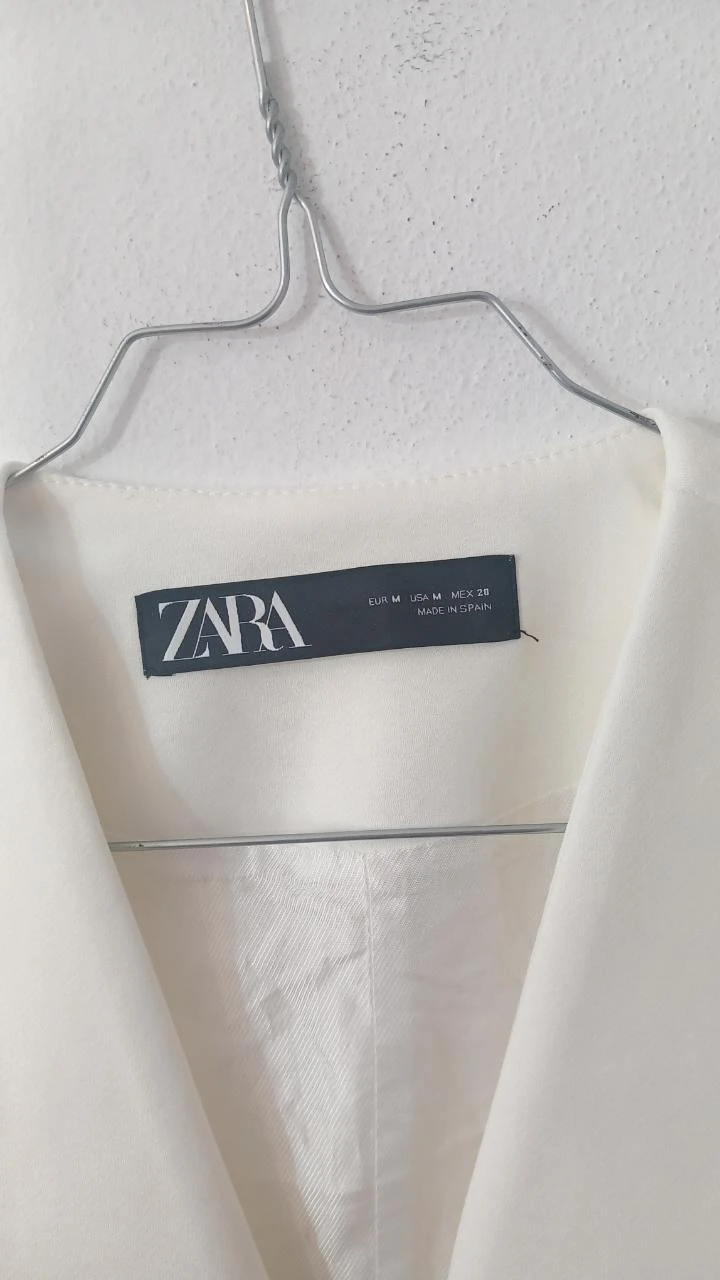 Gilet branco sem mangas Zara – Tamanho M | Colete branco – photo 2